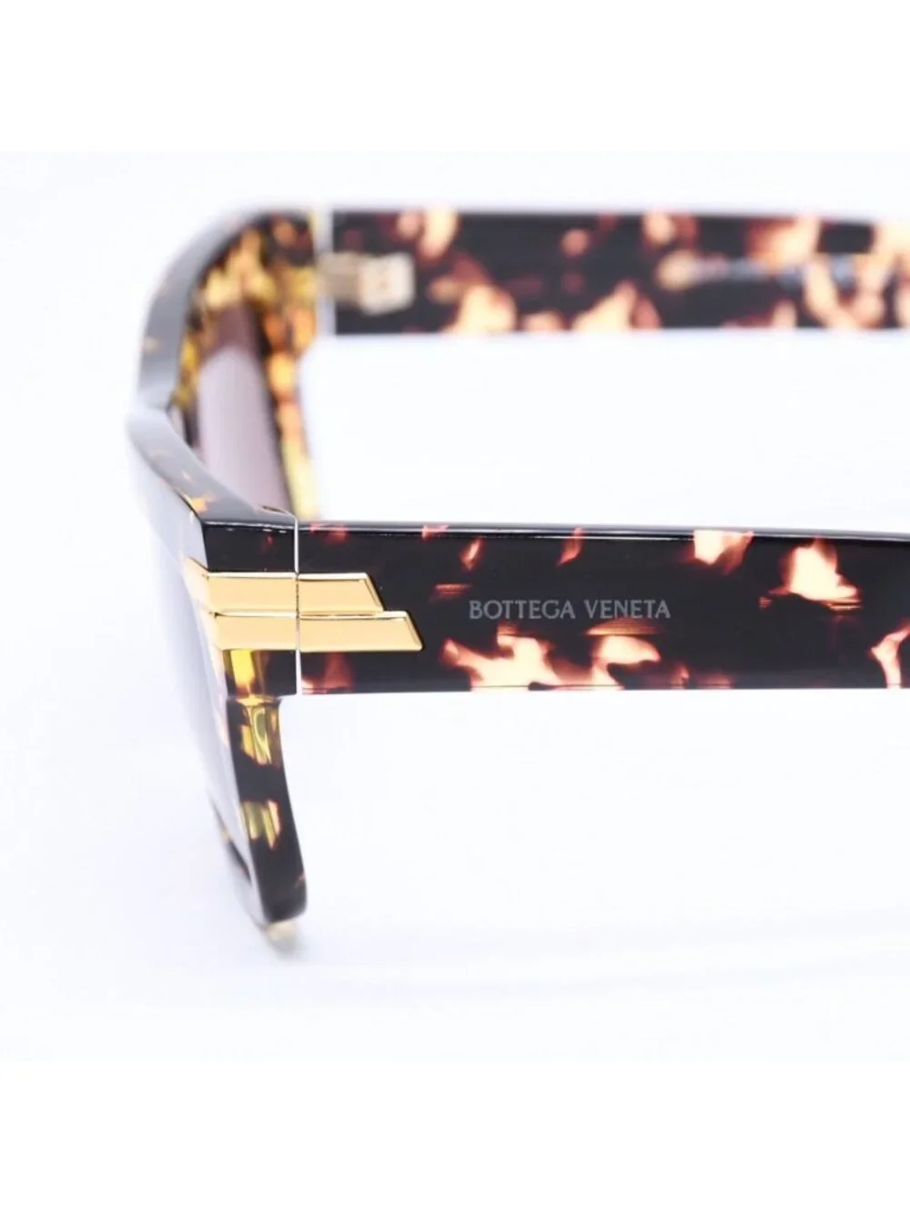 Bottega Veneta Side Logo Sunglasses Eyewear 18 145 Gold
